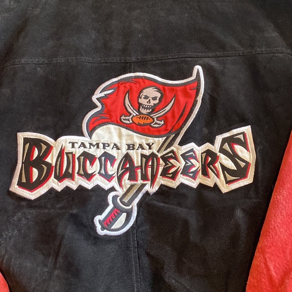 Tampa Bay Buccaneers bomber jacket - Picture 3 of 5